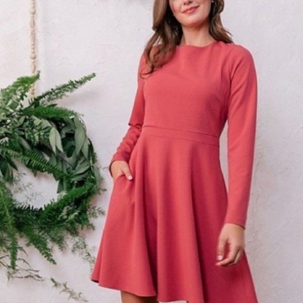 SOLD NWT Gal Meets Glam Greer size 12